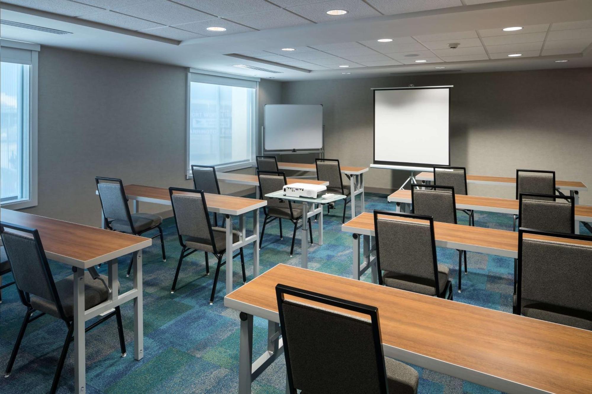 Home2 Suites By Hilton Fort Worth Cultural District Esterno foto